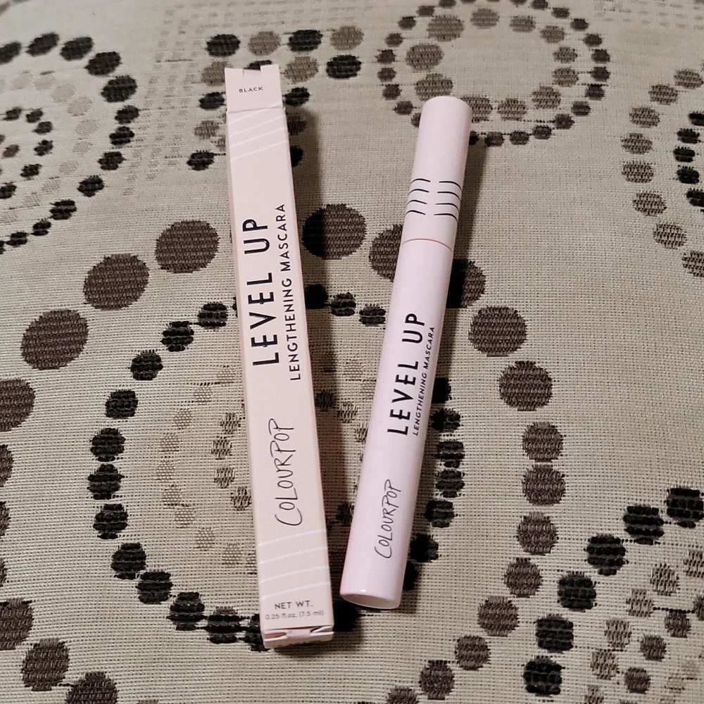 ColourPop Level Up Full size Lengthening Mascara 7.5ml in Black